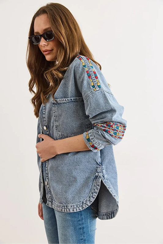 Women's Blue Embroidery Detailed Thick Denim Jacket