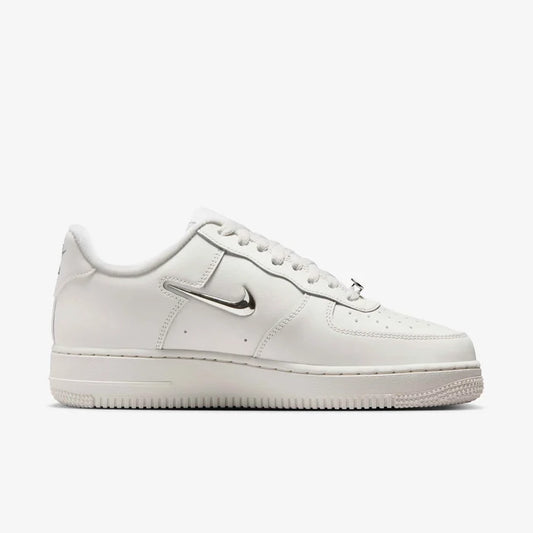 Nike Air Force 1 '07