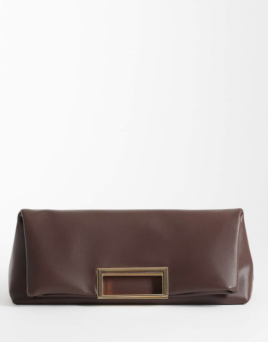 Oversized metal handle clutch in chocolate