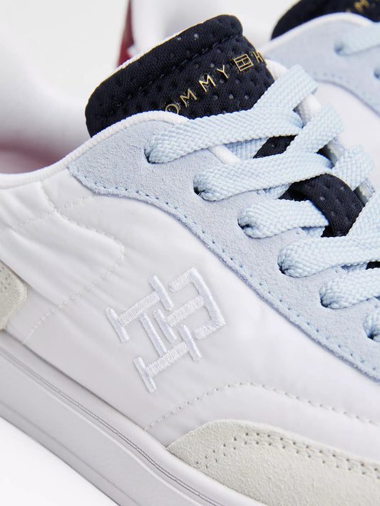 Suede Heritage Sneaker