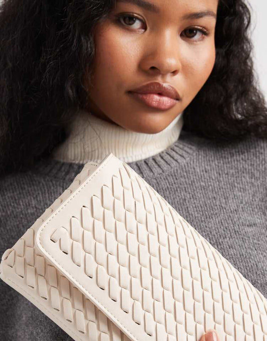 Glamorous woven clutch bag in cream
