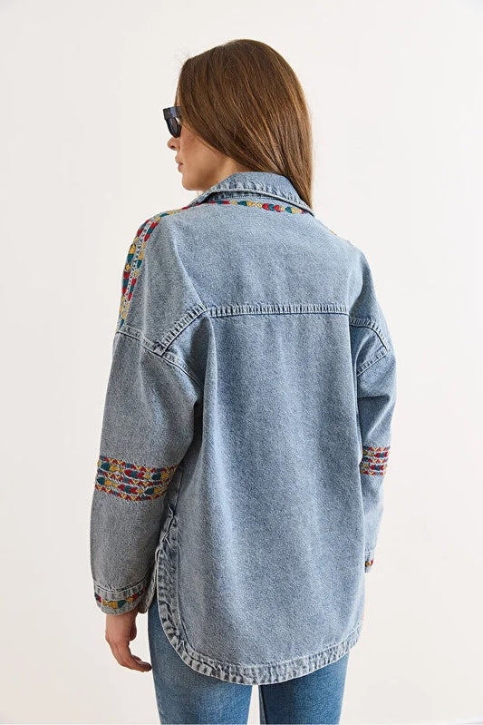 Women's Blue Embroidery Detailed Thick Denim Jacket