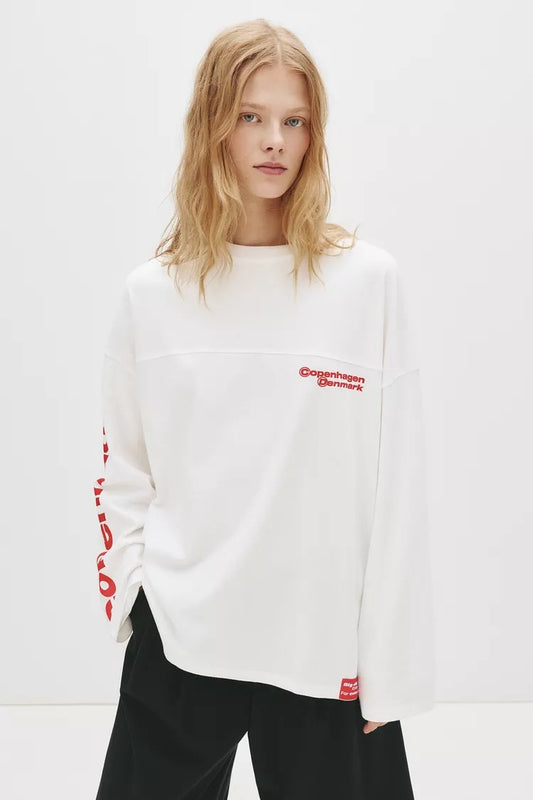 Pull&Bear Copenhagen long sleeve t-shirt in ice