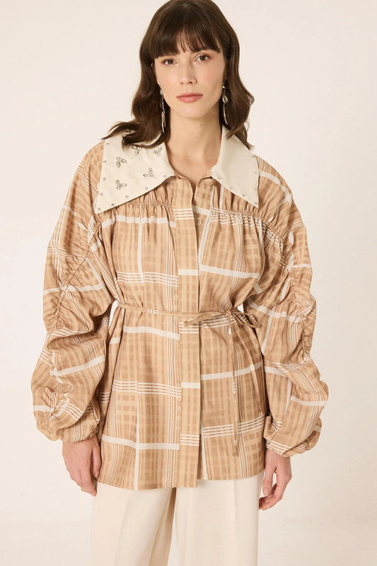 Oversize Shirt with Stone Detail on the Collar