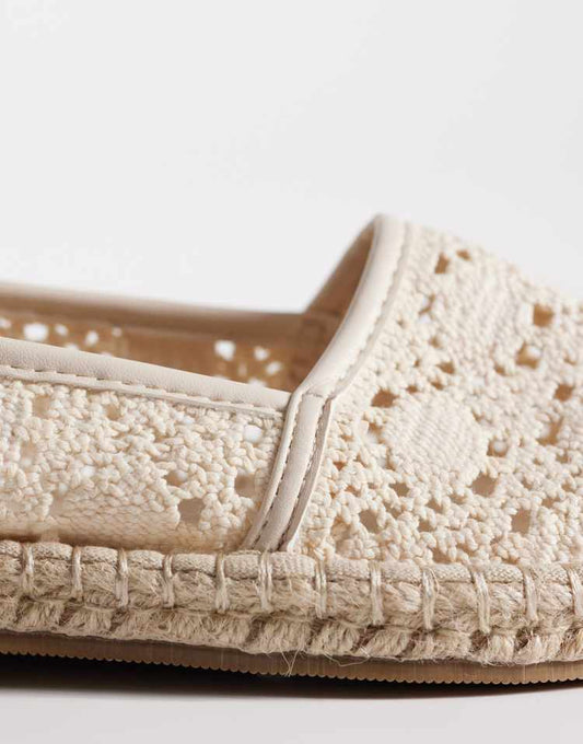 ASOS DESIGN Joyce closed toe espadrille in white crochet