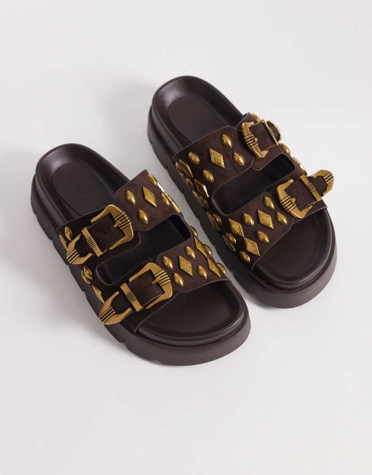Flair boho studded sandal in choc suedette